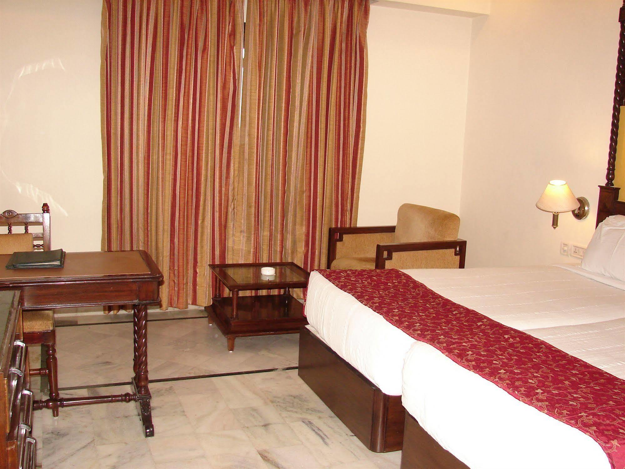 Mansingh Palace, Ajmer Exterior photo